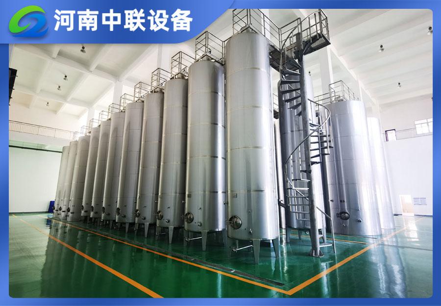 山東（dōng）果酒生產線（xiàn）設備